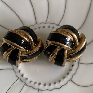 Vintage• new without tags• Bold Black & Gold knots clip on earrings